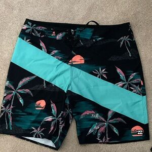 Billabong Men's Palm Sunset Swim Shorts - Black and Teal